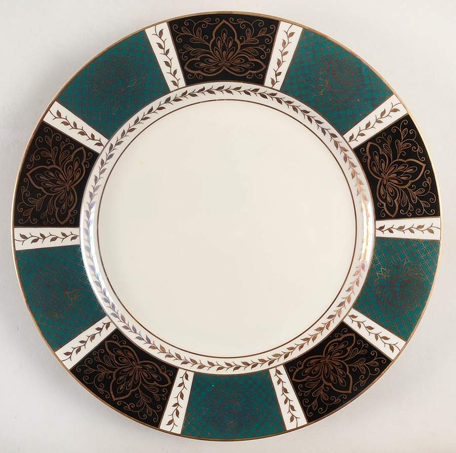 Villa Trianon Jade 12" Chop Plate (Round Platter) by Mikasa-1