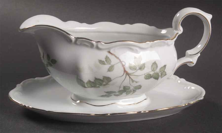 Green Leaves Gravy Boat with Attached Underplate by Mitterteich-1