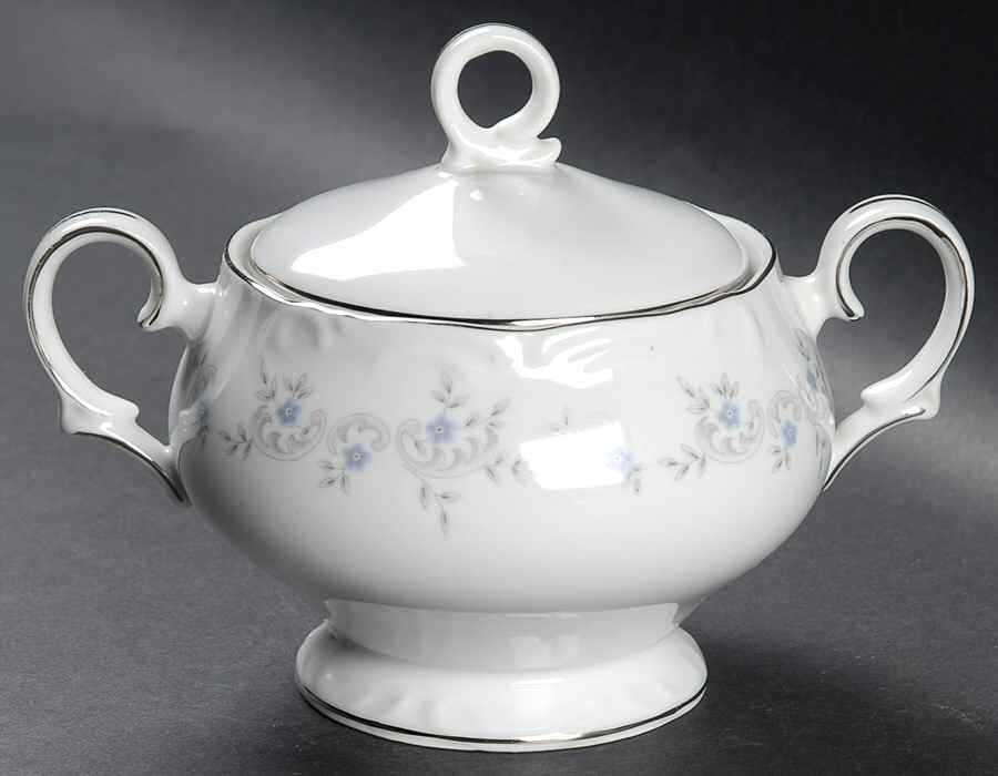 Springtime Sugar Bowl & Lid by Modern China & Table Institute-1