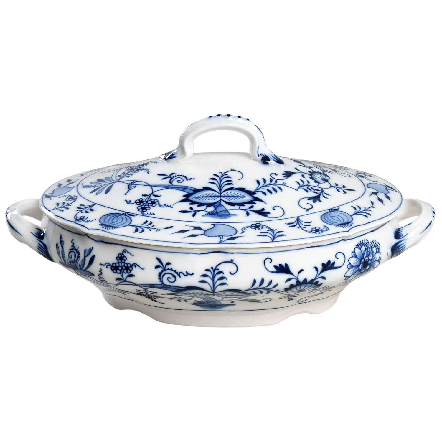 Blue Onion (Oval Backstamp) Oval Covered Vegetable by Meissen (Germany)-1