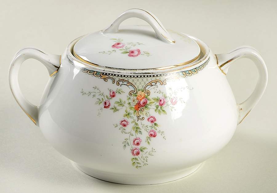 Albany Sugar Bowl & Lid by Paul Muller-1