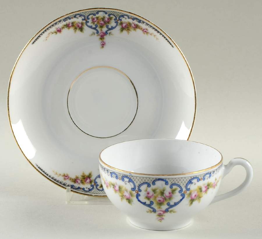 MUE35 Flat Cup & Saucer Set by Paul Muller-1