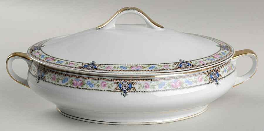 The Turin Oval Covered Vegetable by Paul Muller-1