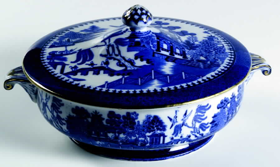 Blue Willow (Gold Trim) Round Covered Vegetable by Minton-1