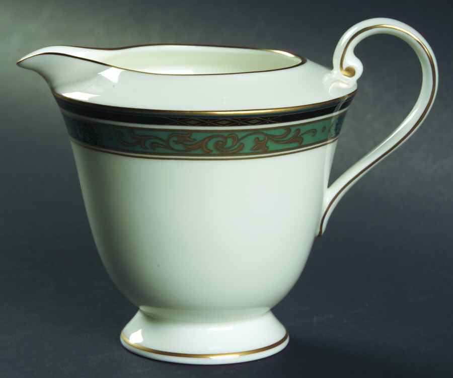 Venetian Manor Creamer by Mikasa-1