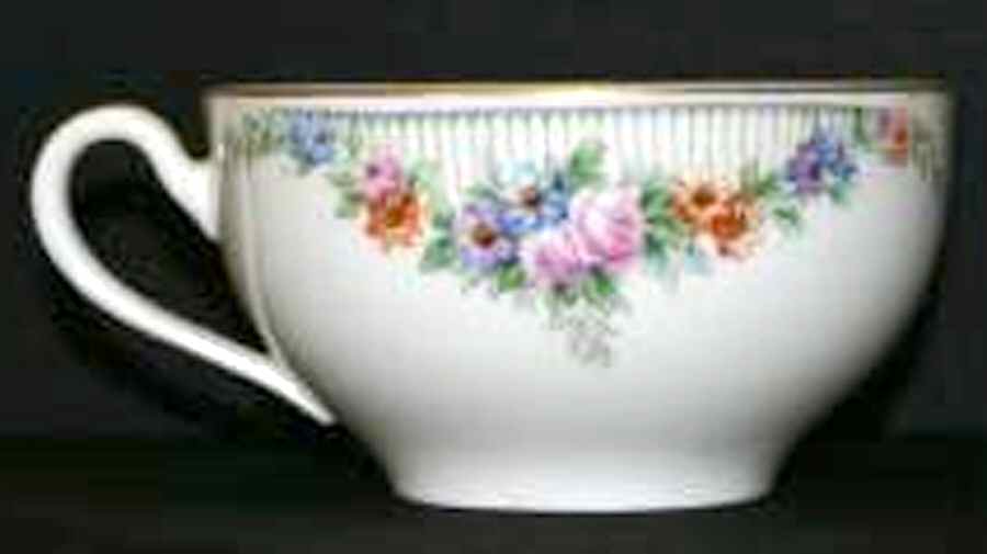 MUE75 Flat Cup by Paul Muller-1