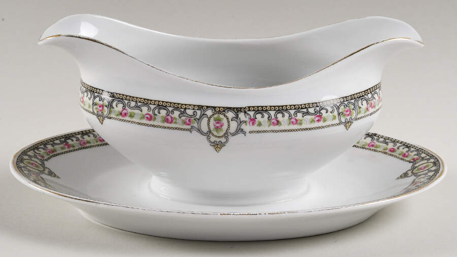 MUE77 Gravy Boat with Attached Underplate by Paul Muller-1