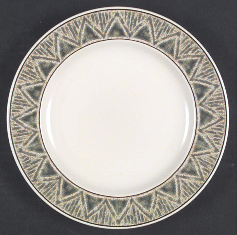 Villagio Salad Plate by Mikasa-1