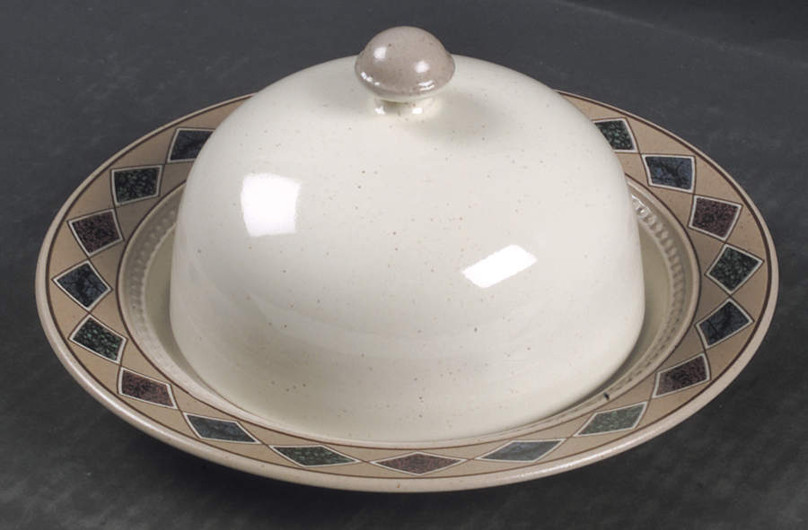 Terrazzo Round Covered Butter by Mikasa-1