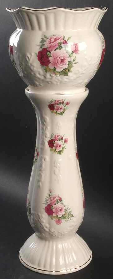 Summertime 24" Jardiniere & Stand by Maryleigh-1