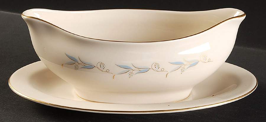 Rhapsody Gravy Boat with Attached Underplate by Marquise-1