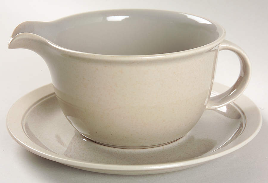 Newport Mist Gravy Boat & Underplate by Mikasa-1
