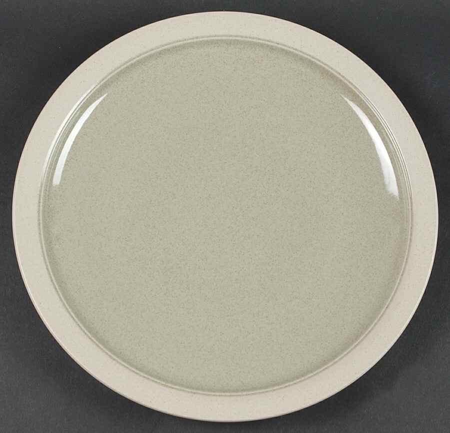 Mesa Verde 12" Chop Plate (Round Platter) by Mikasa-1