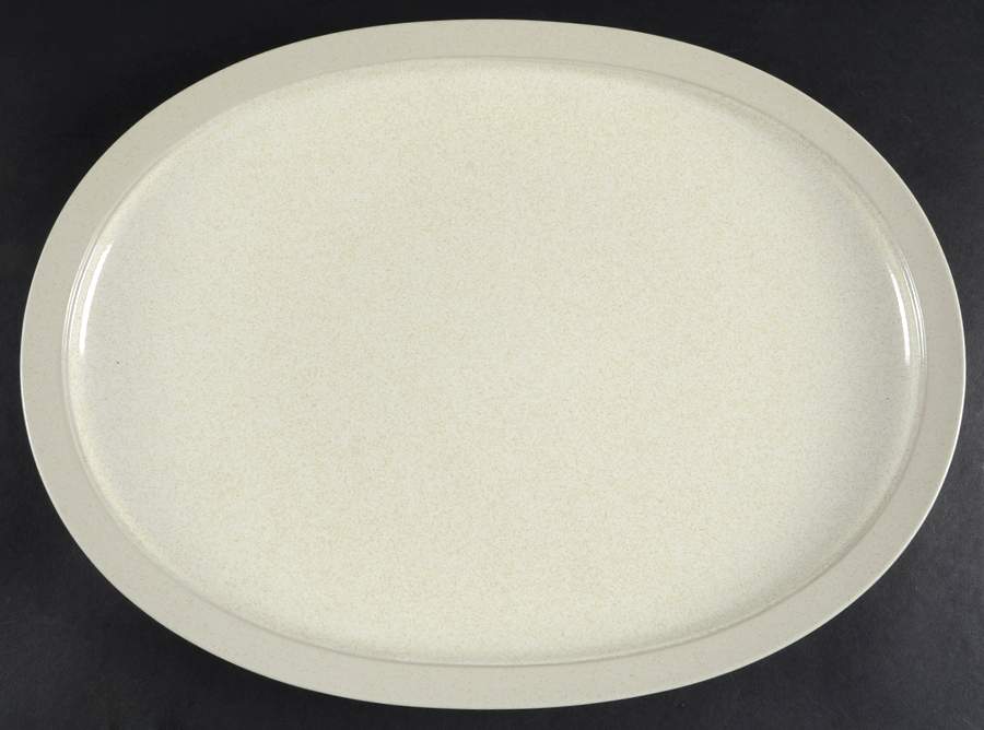 Malibu Dune 15" Oval Serving Platter by Mikasa-1