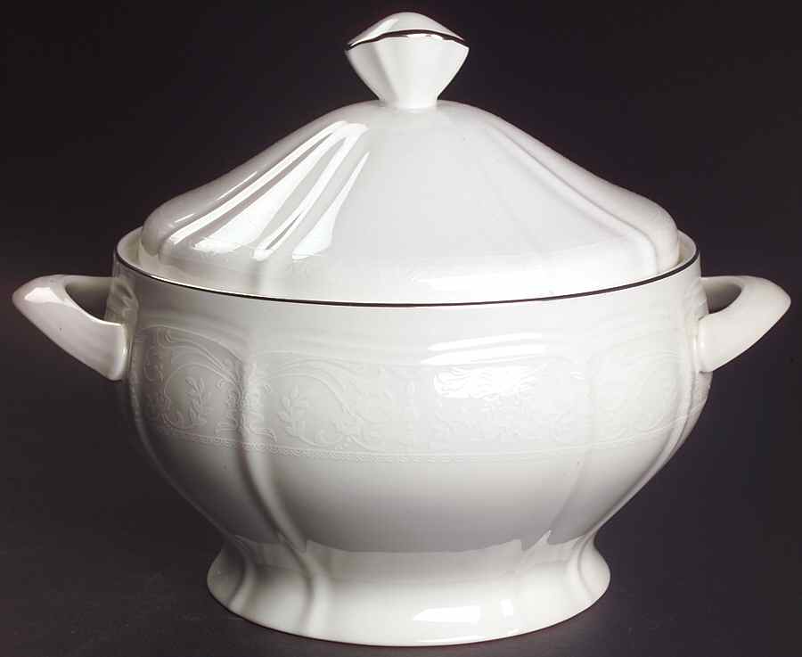 Floral Moire 2 Qt Round Covered Casserole by Mikasa-1