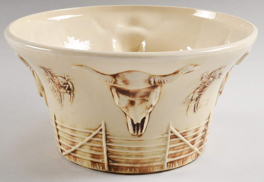 El Rancho Serve All Sombrero Bowl by Nelson McCoy-1