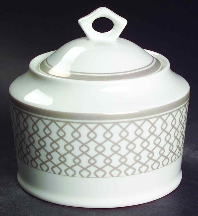 Venetian Link Sugar Bowl & Lid by Mikasa-1