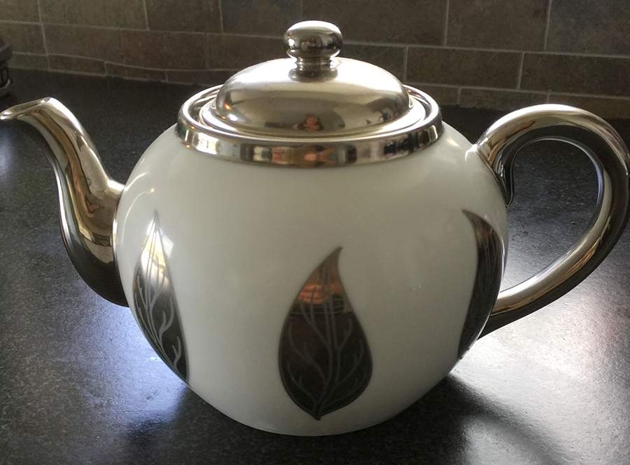 Silvering Leaves Teapot & Lid by Marc Blackwell-1