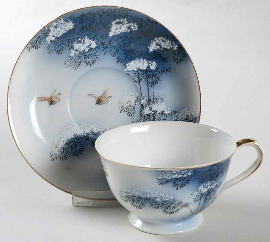 MEJ15 Footed Cup & Saucer Set by Meijyo (Japan)-1