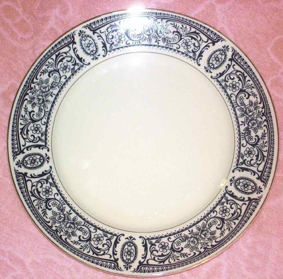 MOM12 Dinner Plate by Momoyama-1