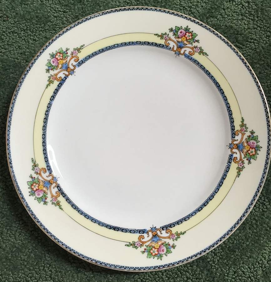 MEI1113 Dinner Plate by Meito-1