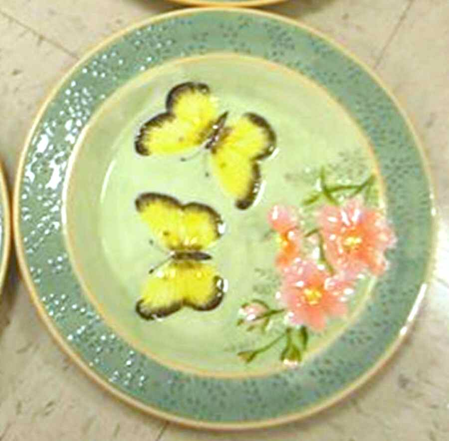 Graceful Flight Salad/Dessert Plate by Manual Woodworkers-1