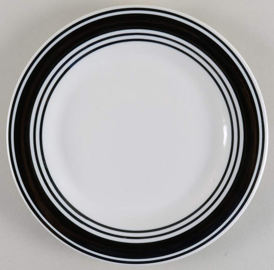 Casual Banded Black Dinner Plate by Mainstays-1