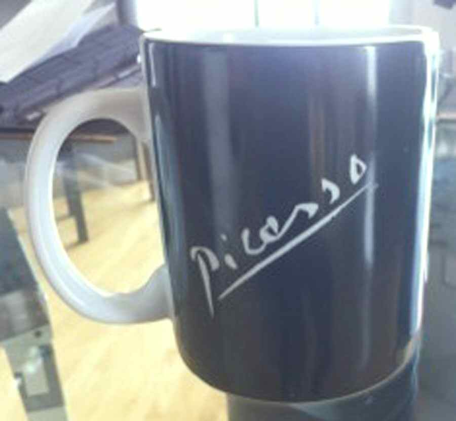 Mere Et Enfants Jouant Mug by Masterpiece Editions-1