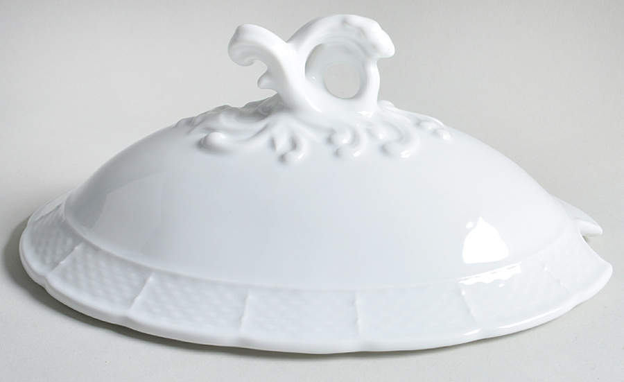 Minuet Lid for Oval Tureen by Maryland-1