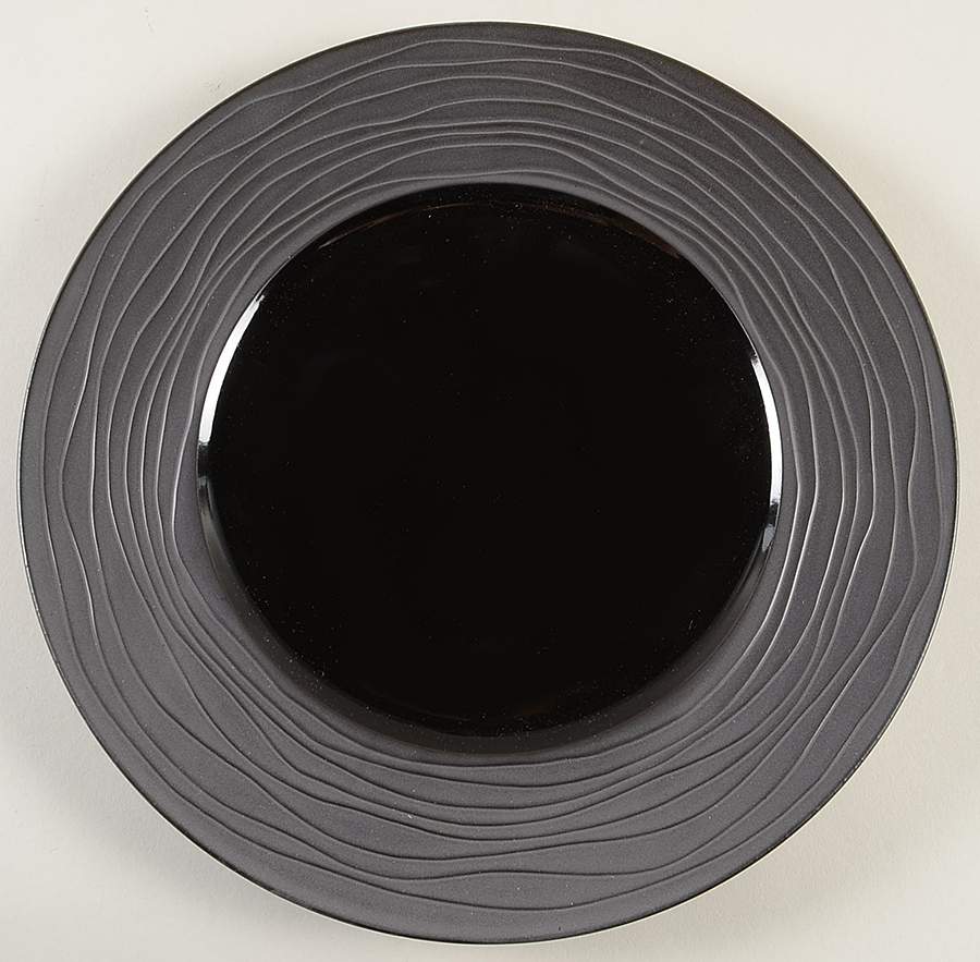 Escale Noir (Black) Service Plate (Charger) by Medard de Noblat-1