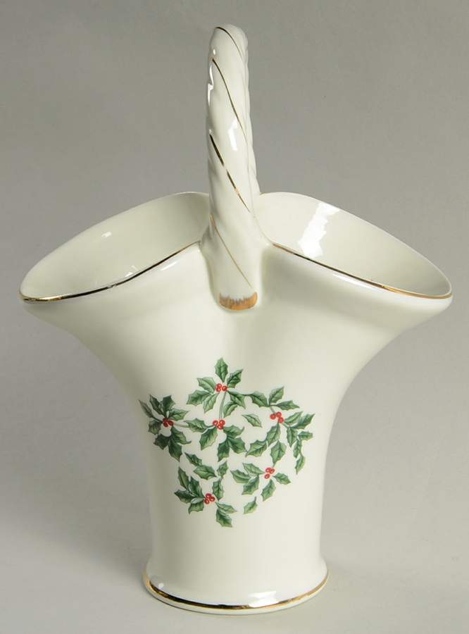 MNM3 9" Handled Basket by Madison & Max-1