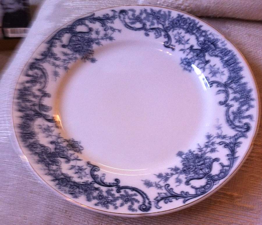 El Dorado Blue Dinner Plate by J & G Meakin-1
