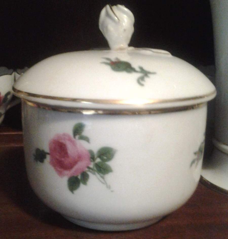 1648 Sugar Bowl & Lid by Meissen Stove-1