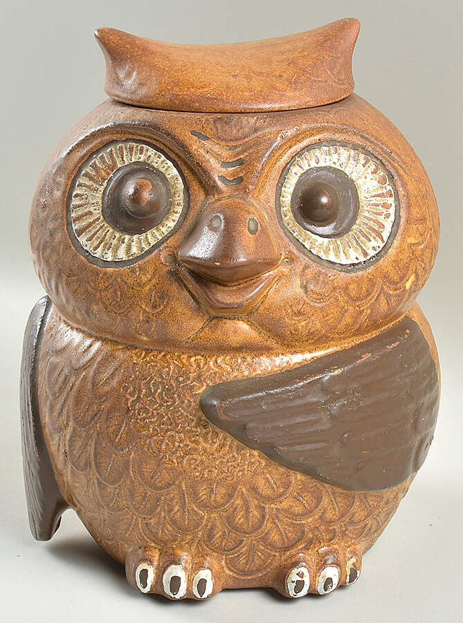 Owl Cookie Jar & Lid by Nelson McCoy-1