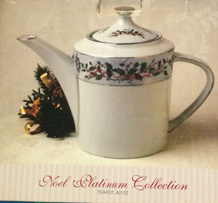 Noel Platinum Teapot & Lid by Madison & Max-1