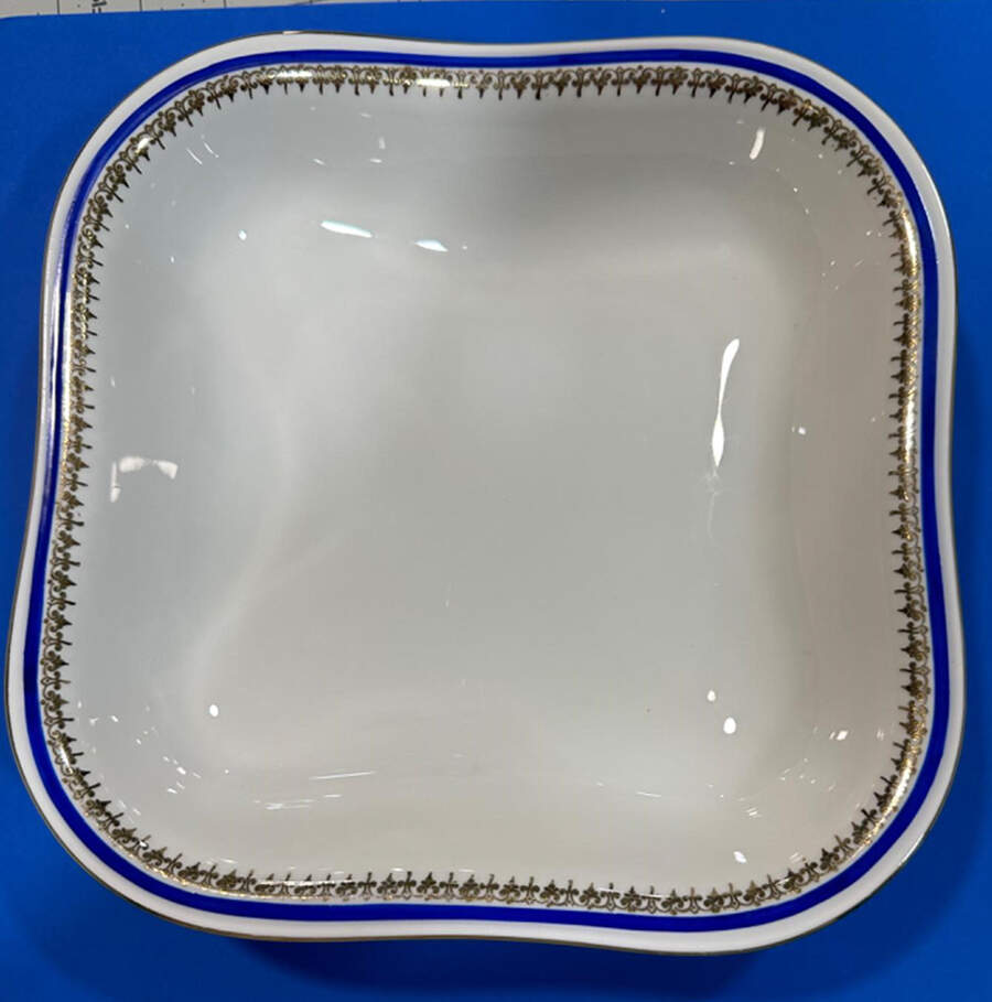 MYW9 Square Vegetable Bowl by Mayer Wiesau-1