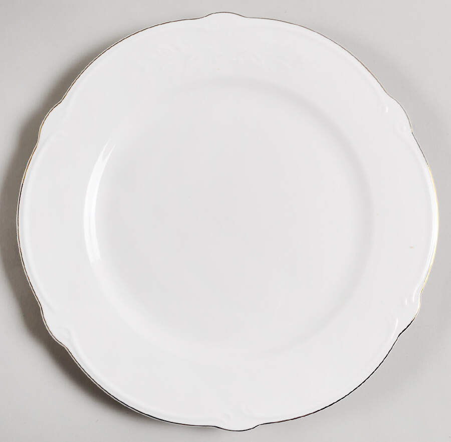 White Floral Embossed Dinner Plate by Monterey Bay-1