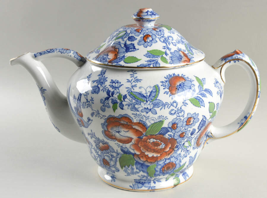 U421 Birdcage Teapot & Lid by C T Maling & Sons-1