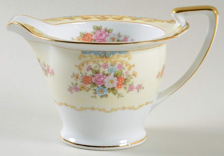 N290 Creamer by Noritake-1
