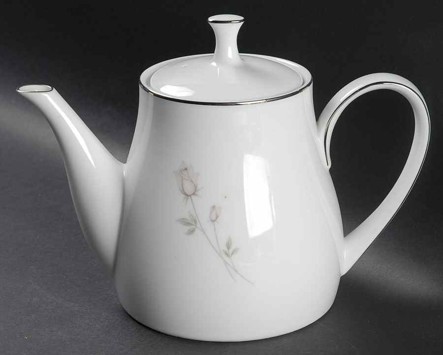Pasadena Teapot & Lid by Noritake-1