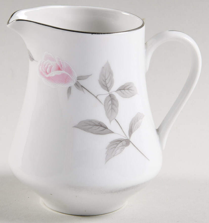 Belair Creamer by Nasco (Japan)-1