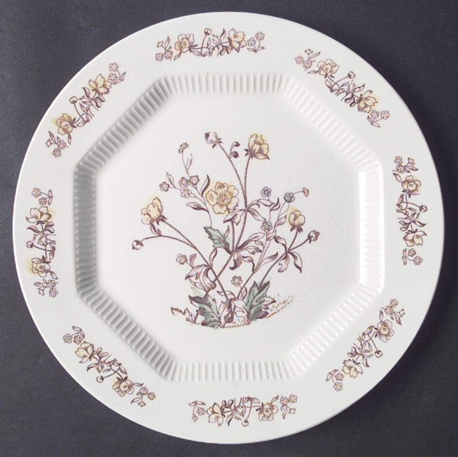 Prairie Flower Dinner Plate by Nasco (Japan)-1