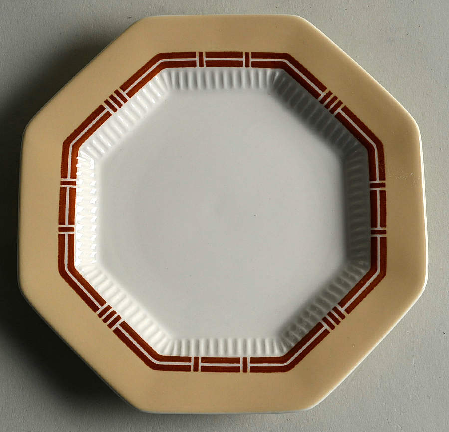 Curry Underplate for Sauce Boat by Nikko-1