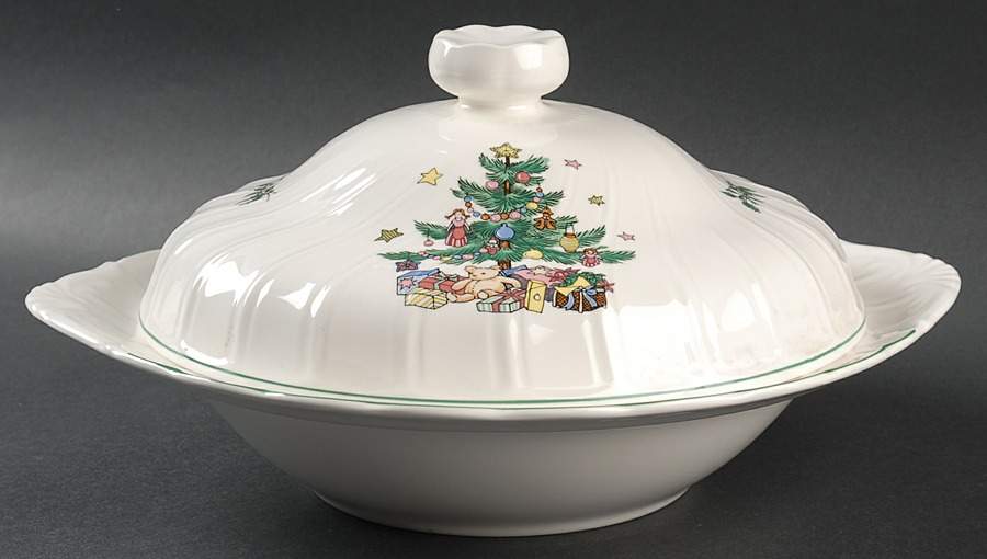 Happy Holidays Round Covered Vegetable-Uses RV11 As Base by Nikko-1