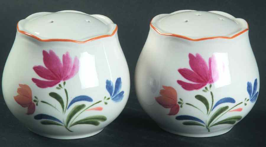 Hampton Salt & Pepper Set by Nikko-1