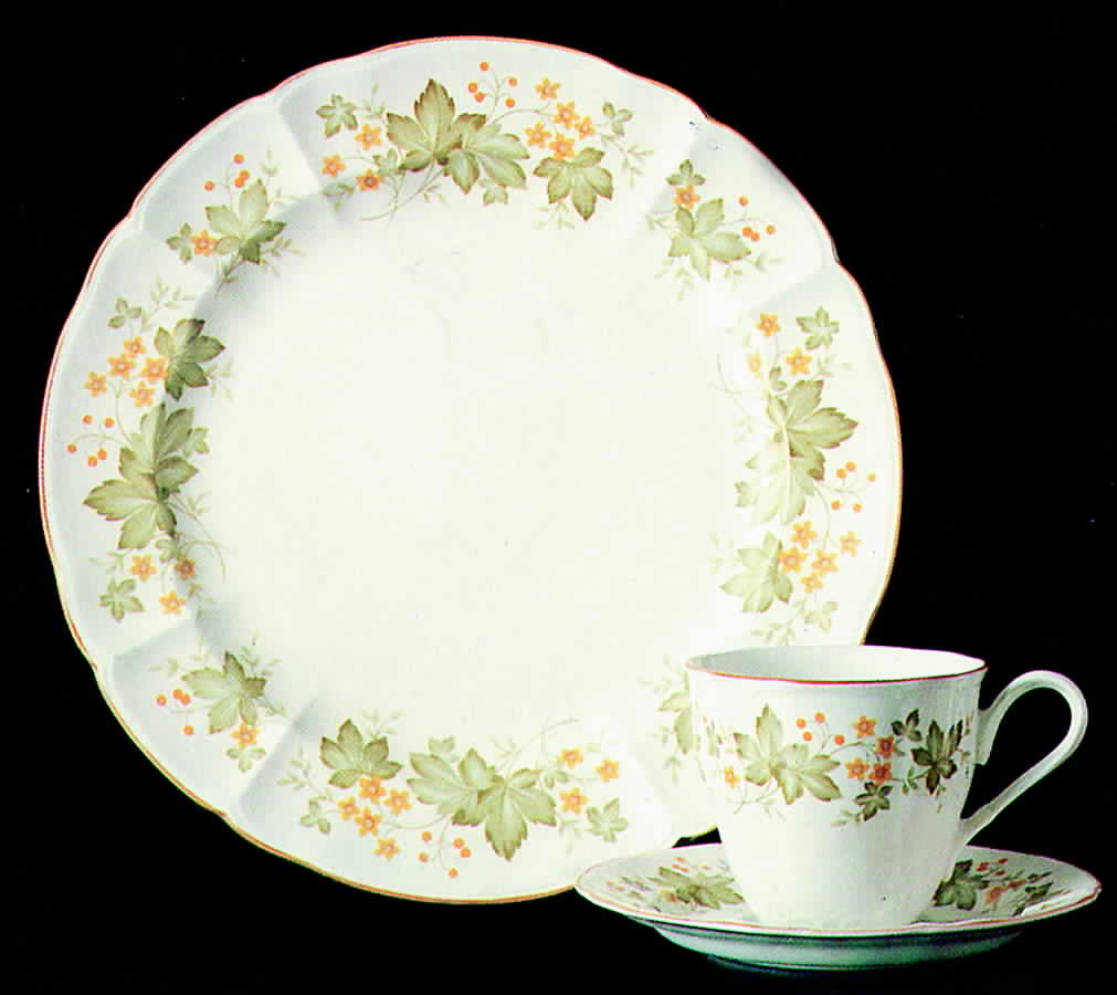 Laurel Dinner Plate by Nikko-1