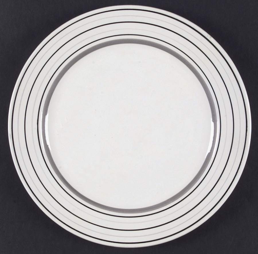 Saturn Dinner Plate by Nikko-1