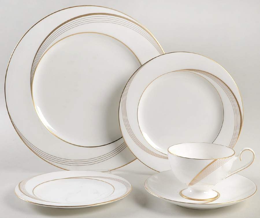 Starlight 5 Piece Place Setting by Nikko-1