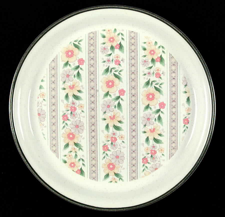 Trellis Dinner Plate by Nitto-1
