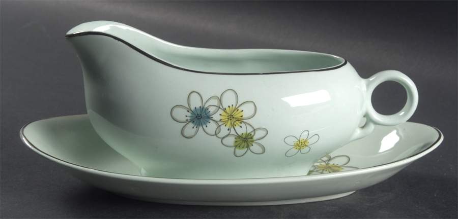 Mist Gravy Boat & Underplate/Relish by Nobility-1